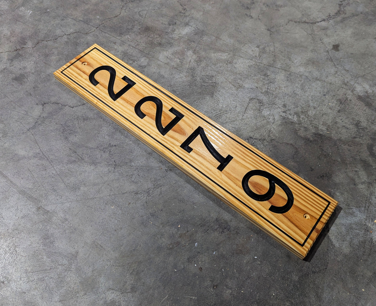 Vertical House Numbers White Pine
