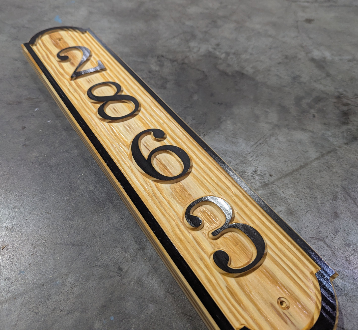 Vertical House Numbers White Pine