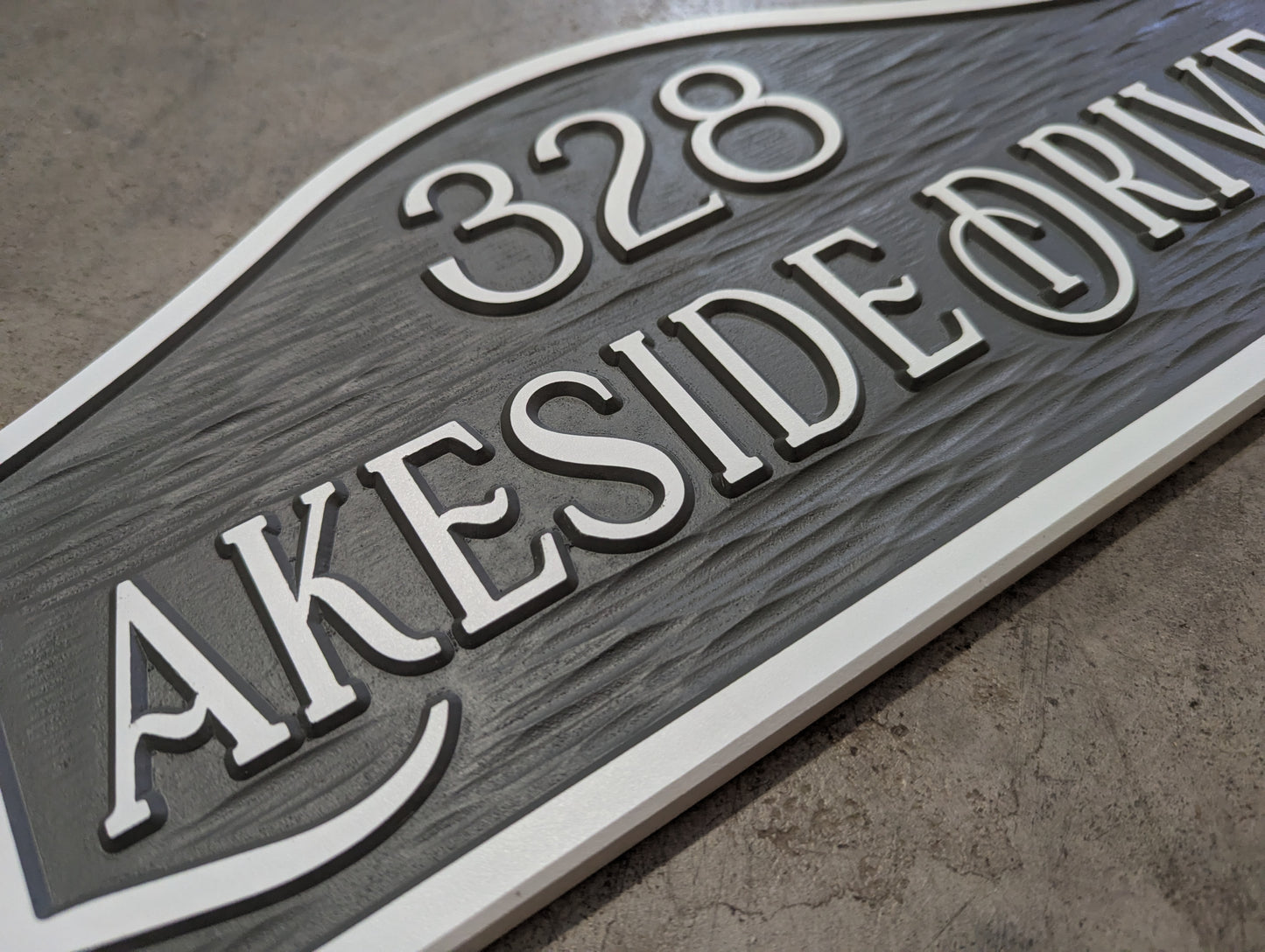 "Lakeside Drive" address plaque